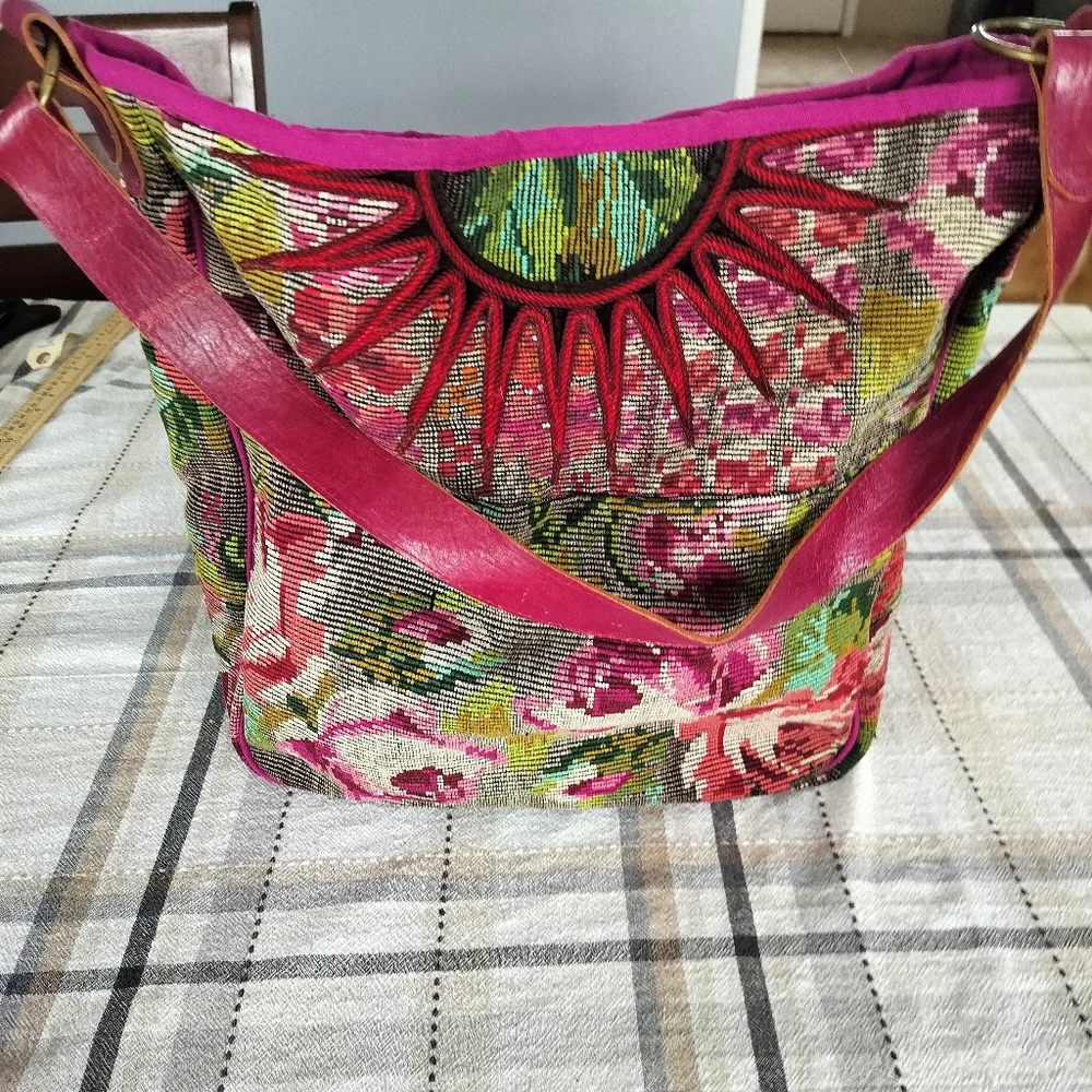 Antiplano Hobo Bag‎ W/Leather Strap Fair Trade Bohemian Floral